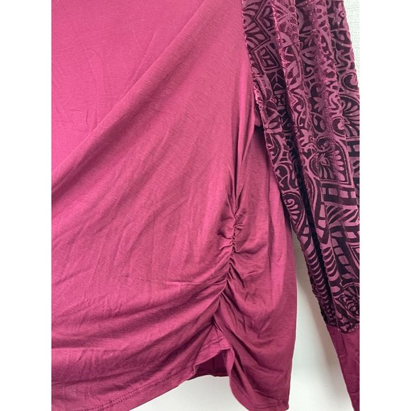 Jolie & Joy Balloon Sleeves Burgundy Top - Picture 3 of 6